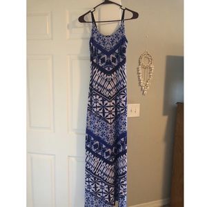 VENUS Maxi Dress Size XS
